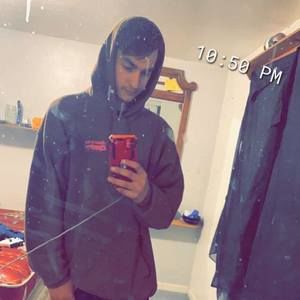 Meet your Posher, Dakota